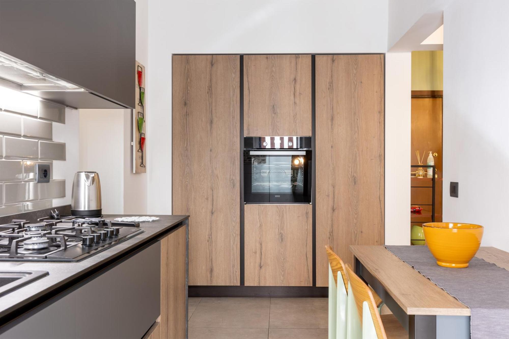 Urban Light House -10 Minuti Dalla Metro Appartement